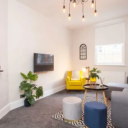 Stylish And 2 Bed -free Parking * Йорк