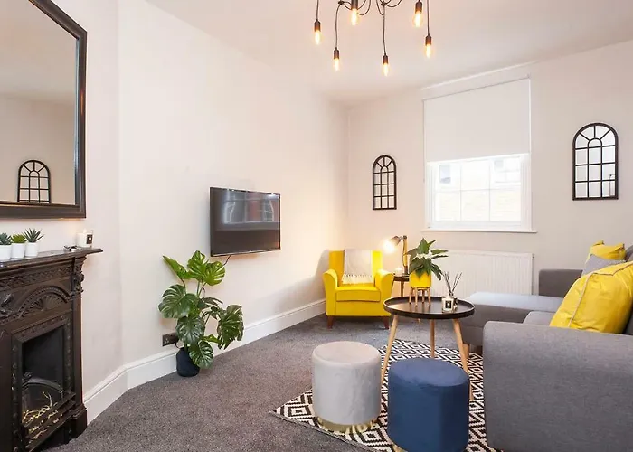 Stylish And 2 Bed -free Parking * York