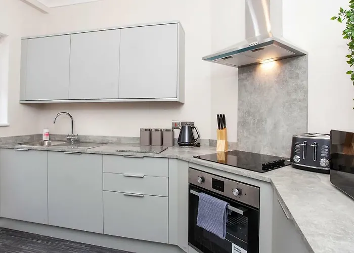 Stylish And 2 Bed -free Parking Appartement York